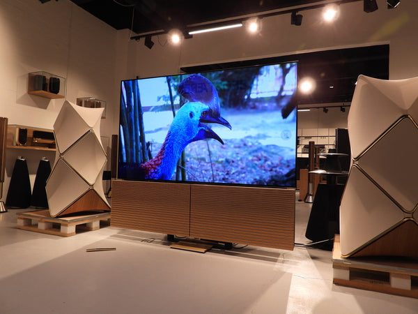 BEOvision Harmony 77" GoldTone Ligth Oak