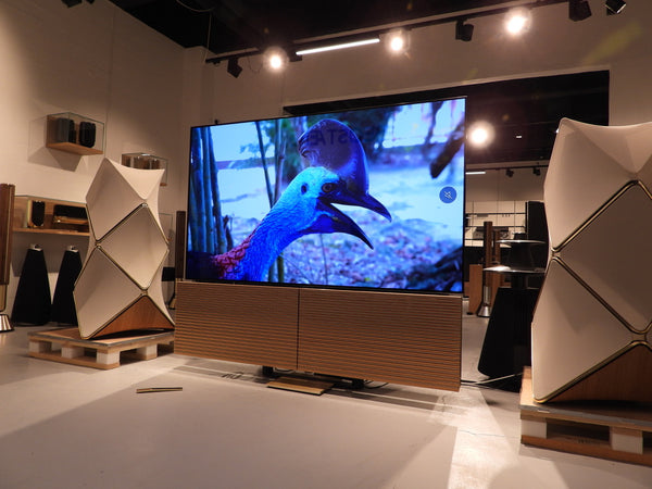 BEOvision Harmony 77" GoldTone Ligth Oak