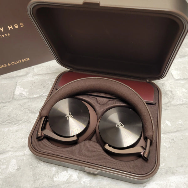 BEOplay H95 - Chestnut