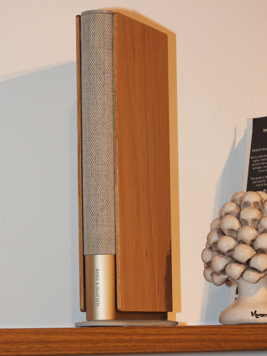 BEOsound Emerge Oak – BEOSTÆREN