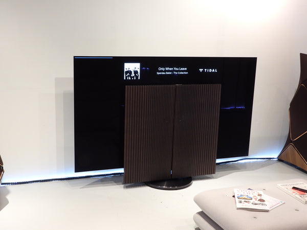 BEOvision Harmony 83" Antrazit / Dark Oak