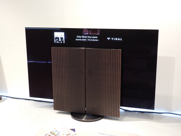 BEOvision Harmony 83" Antrazit / Dark Oak