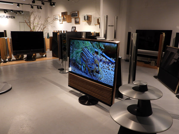 BEOvision 14 55" Brass