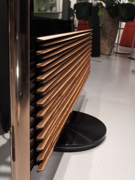 BEOvision 14 55" Brass