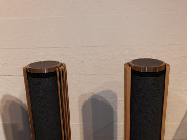 BEOlab 28 Brass Bespoke / Atelier