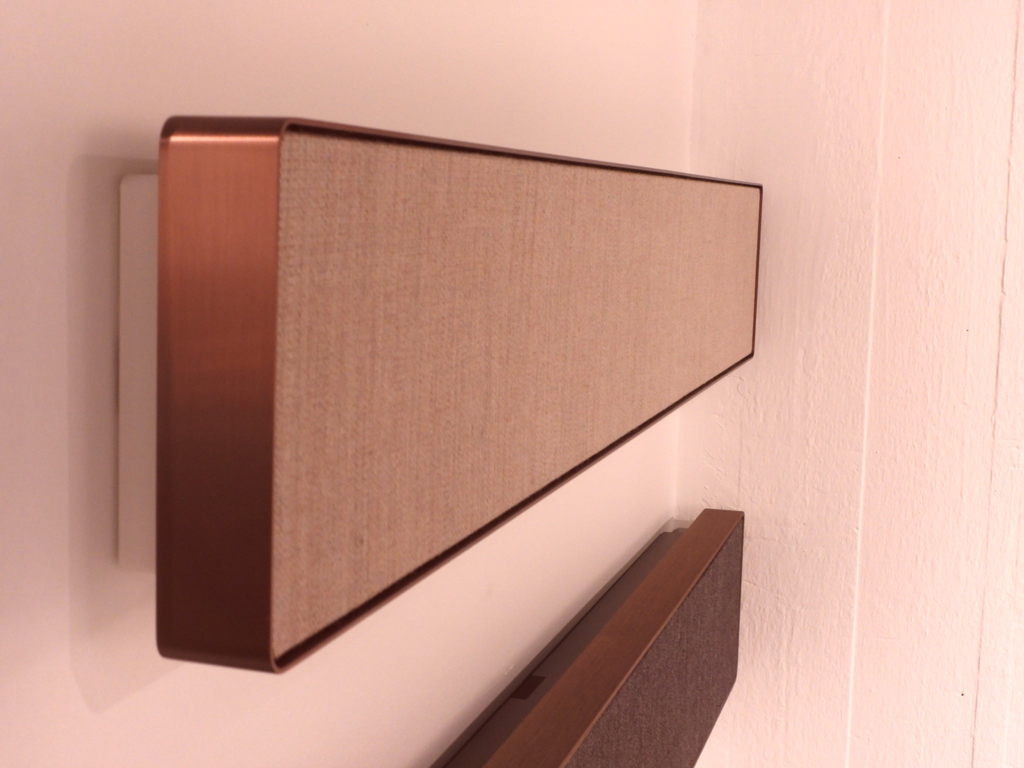 BEOsound Stage Bronze Tone