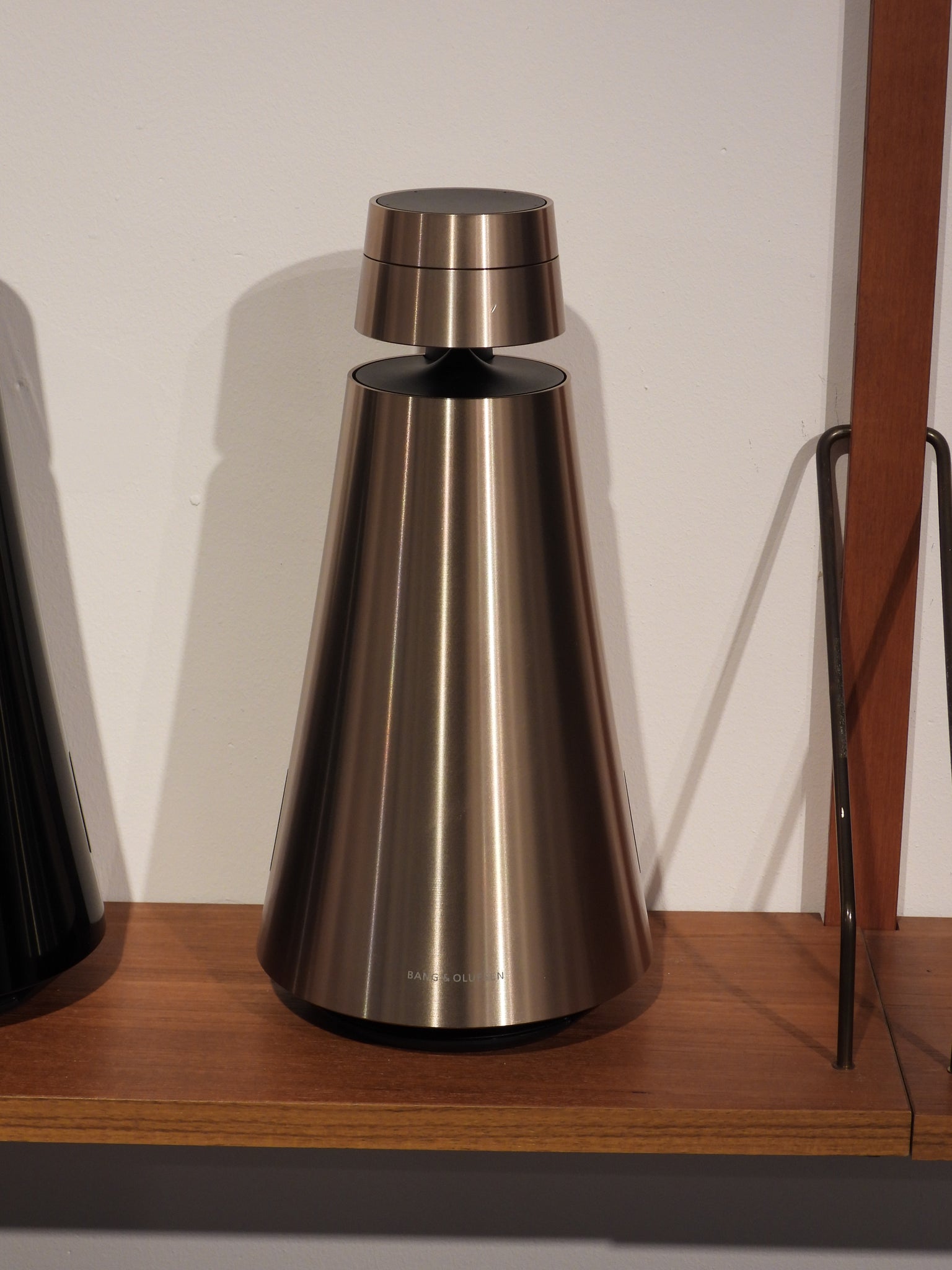 BEOsound 1.  GVA Brass 2 gen.