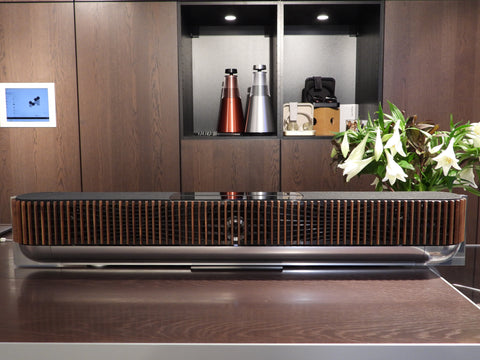 BEOsound Theatre Aluminium / Walnut