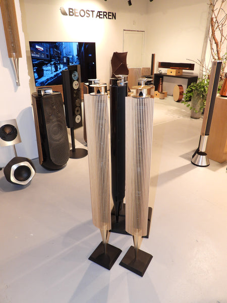 BEOlab 18 Tono Dorado