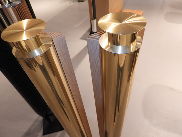 BEOlab 18 Tono Dorado