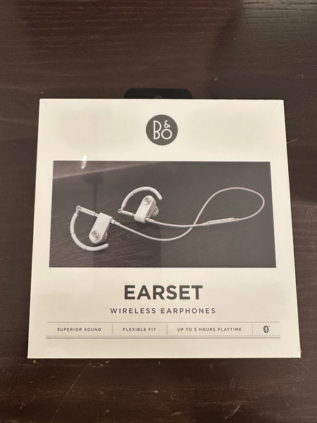 BEOplay Earset - White
