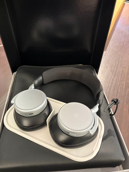 BEOplay H100 Sort