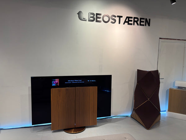 BEOvision Harmony 77" – Bronze Tone / Walnut